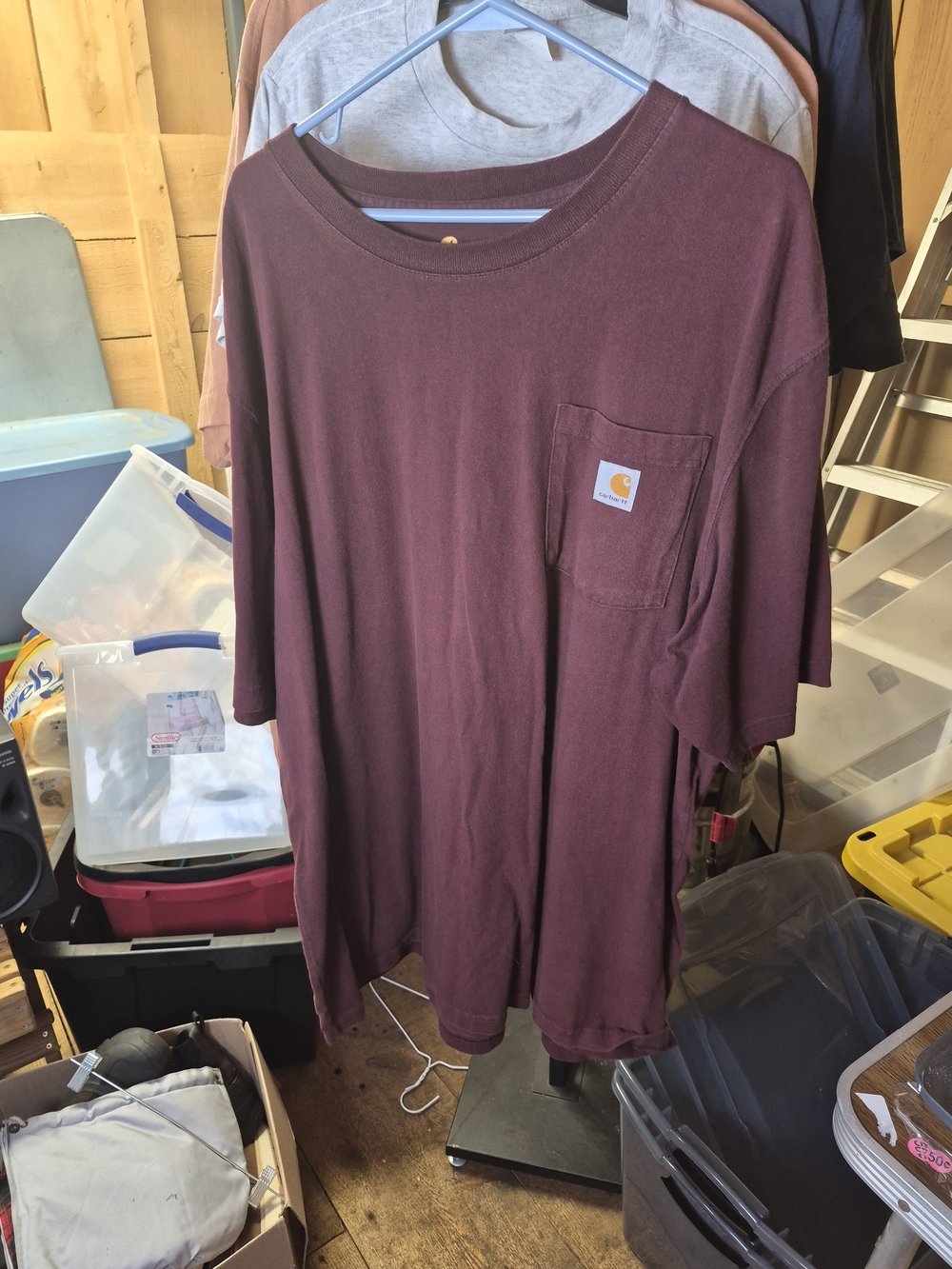 Carhartt Men’s Pocket T-Shirt in Burgundy Bin 50
